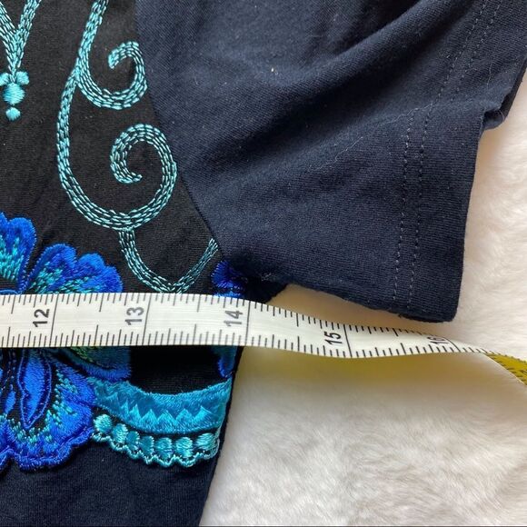 Adam Pour Eve Paris Embroidered Front T-Shirt - Picture 7 of 9